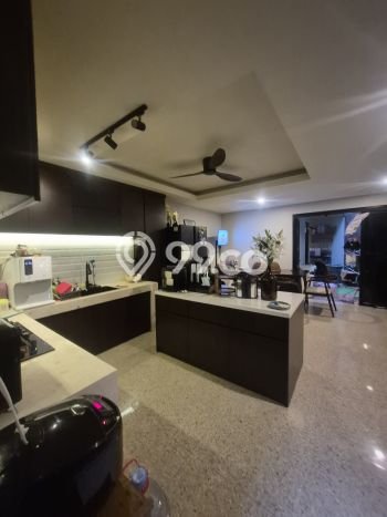 Hunian Elit LB 276m2 Siap Pakai Desain Elegan di Pondok Bambu, Jakarta Timur Hunian Elit LB 276m2 Siap Pakai Desain Elegan di Pondok Bambu, Jakarta Timur
