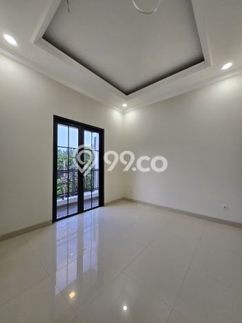 Hot Offer Hunian Mewah Ideal dan Luas di Duren Sawit, Jakarta Timur Hot Offer Hunian Mewah Ideal dan Luas di Duren Sawit, Jakarta Timur