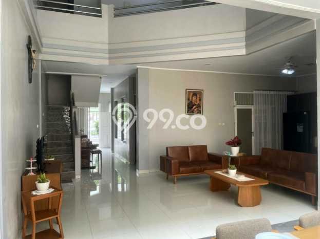 Hunian Mewah LB 450m2 Siap Pakai Desain Elegan di Rawamangun, Jakarta Timur Hunian Mewah LB 450m2 Siap Pakai Desain Elegan di Rawamangun, Jakarta Timur