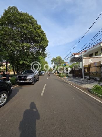 Untuk Dijual Tanah di Jakarta Timur, Luas 300m2 SHM Untuk Dijual Tanah di Jakarta Timur, Luas 300m2 SHM