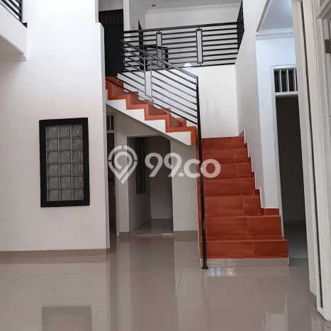 Rumah Luas Asri 4 KT Siap Pakai di Jatibening Bekasi Rumah Luas Asri 4 KT Siap Pakai di Jatibening Bekasi