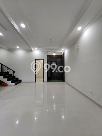 Hot Offer Hunian Mewah Ideal dan Luas di Duren Sawit, Jakarta Timur Hot Offer Hunian Mewah Ideal dan Luas di Duren Sawit, Jakarta Timur