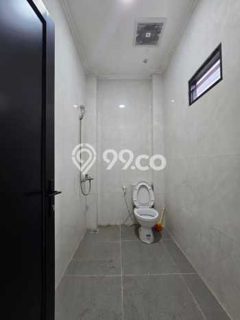 Unit Ruko Dijual di Jakarta Timur LT 180m2 & LB 280m2 Unit Ruko Dijual di Jakarta Timur LT 180m2 & LB 280m2