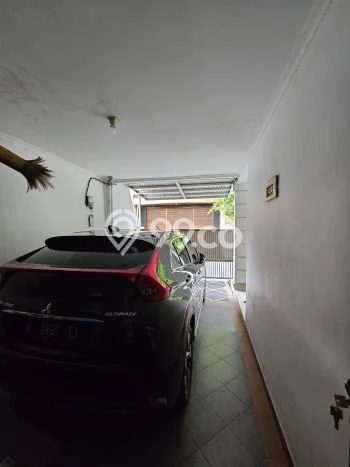 Rumah Elit Modern Tanpa Renovasi di Rawamangun Jakarta Timur Rumah Elit Modern Tanpa Renovasi di Rawamangun Jakarta Timur