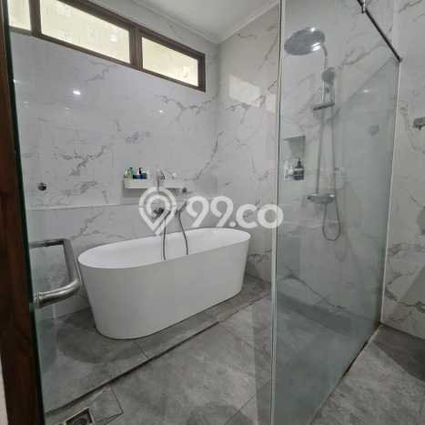 Siap Huni Rumah Mewah 3 Kamar di Cakung Dekat ke Mana Saja Siap Huni Rumah Mewah 3 Kamar di Cakung Dekat ke Mana Saja