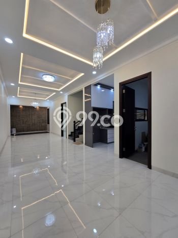 Hunian Elit LB 250m2 Siap Pakai Desain Elegan di Pondok Bambu, Jakarta Timur Hunian Elit LB 250m2 Siap Pakai Desain Elegan di Pondok Bambu, Jakarta Timur