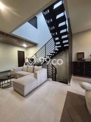 Hunian Elit LB 276m2 Siap Pakai Desain Elegan di Pondok Bambu, Jakarta Timur Hunian Elit LB 276m2 Siap Pakai Desain Elegan di Pondok Bambu, Jakarta Timur