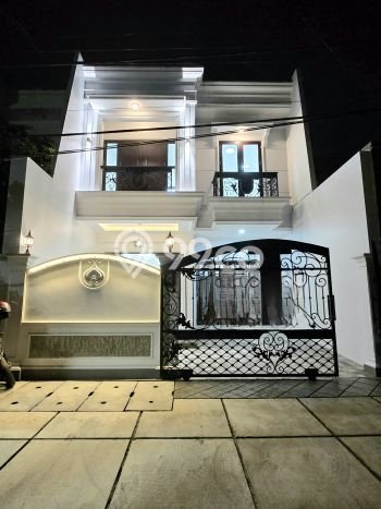 Hunian Elit LB 250m2 Siap Pakai Desain Elegan di Pondok Bambu, Jakarta Timur Hunian Elit LB 250m2 Siap Pakai Desain Elegan di Pondok Bambu, Jakarta Timur