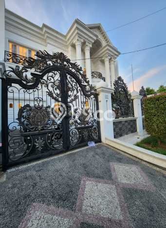 Rumah Luxury Modern Siap Huni di Pondok Kelapa Jakarta Timur Rumah Luxury Modern Siap Huni di Pondok Kelapa Jakarta Timur
