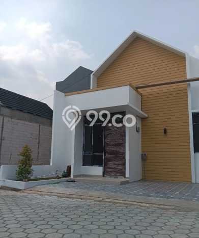 For Sale Hunian Rumah Terawat 2 Kamar di Jatiwarna, Bekasi For Sale Hunian Rumah Terawat 2 Kamar di Jatiwarna, Bekasi