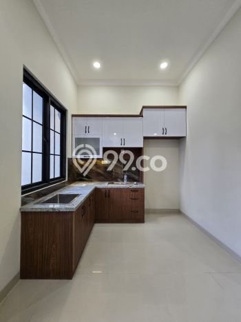 Hot Offer Hunian Mewah Ideal dan Luas di Duren Sawit, Jakarta Timur Hot Offer Hunian Mewah Ideal dan Luas di Duren Sawit, Jakarta Timur