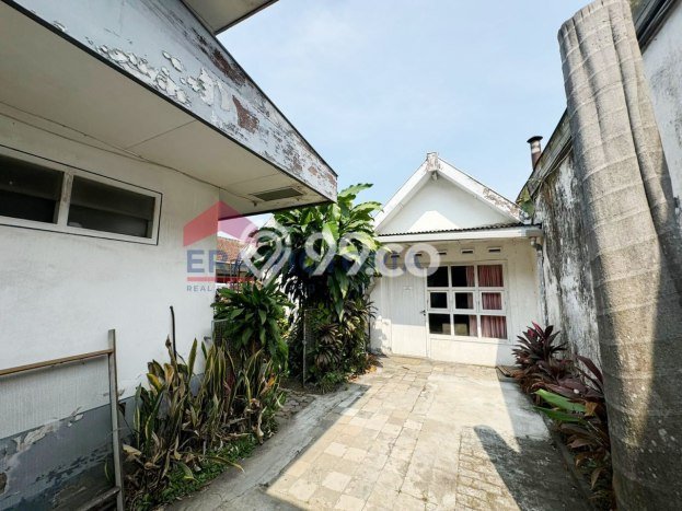 Rumah Luxury Modern Siap Huni di Malang Kota Malang Rumah Luxury Modern Siap Huni di Malang Kota Malang