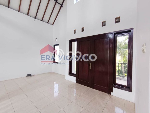 Dijual Rumah Luas Elegan Dengan View Cantik di Villa Puncak Tidar, Malang Dijual Rumah Luas Elegan Dengan View Cantik di Villa Puncak Tidar, Malang