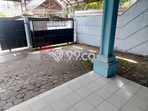 Dijual Cepat Rumah Bagus Siap Huni LB 200m2 di Blimbing, Malang Dijual Cepat Rumah Bagus Siap Huni LB 200m2 di Blimbing, Malang