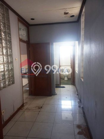 Komersial untuk disewa di Blimbing punya LT 419m2 & LB 224m2 harga sewa kompetitif Komersial untuk disewa di Blimbing punya LT 419m2 & LB 224m2 harga sewa kompetitif