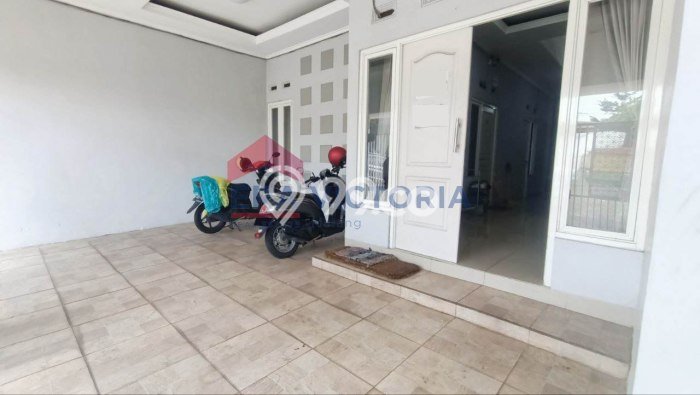Cocok Untuk Investasi! For Sale Kost di Soekarno Hatta 12 Kamar Cocok Untuk Investasi! For Sale Kost di Soekarno Hatta 12 Kamar