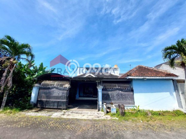 Dijual Cepat Rumah Bagus Siap Huni LB 200m2 di Blimbing, Malang Dijual Cepat Rumah Bagus Siap Huni LB 200m2 di Blimbing, Malang
