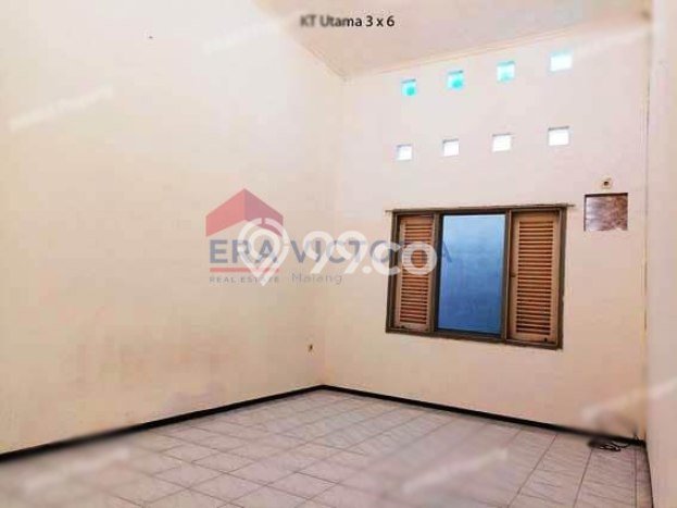 Lokasi strategis! Rumah siap huni disewakan di Blimbing LB 160m2 Lokasi strategis! Rumah siap huni disewakan di Blimbing LB 160m2