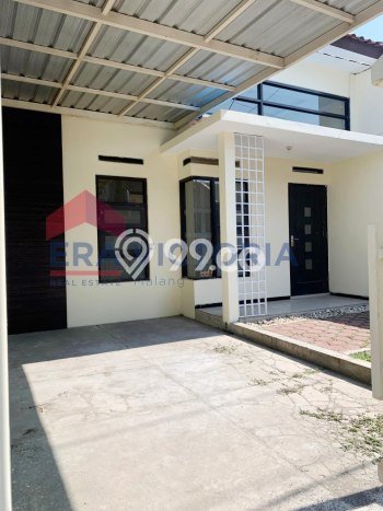 Rumah di Pakis, Luas 90m2m², Bangunan 41m2m² Rumah di Pakis, Luas 90m2m², Bangunan 41m2m²