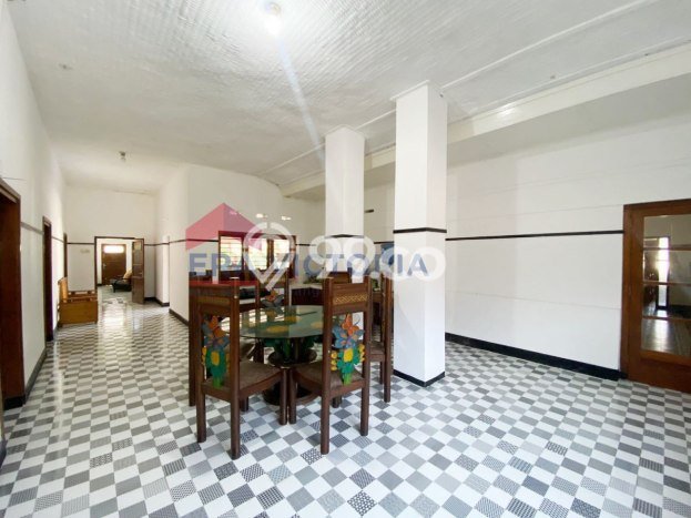AREA PREMIUM! Vila di Batu, Luas 962m2m², Akses ke pusat umum AREA PREMIUM! Vila di Batu, Luas 962m2m², Akses ke pusat umum