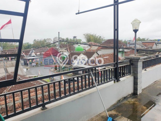 Komersial Paling Dicari LB 252m2 Dijual di Kepanjen Komersial Paling Dicari LB 252m2 Dijual di Kepanjen