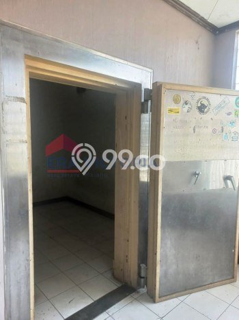 Komersial untuk disewa di Blimbing punya LT 419m2 & LB 224m2 harga sewa kompetitif Komersial untuk disewa di Blimbing punya LT 419m2 & LB 224m2 harga sewa kompetitif