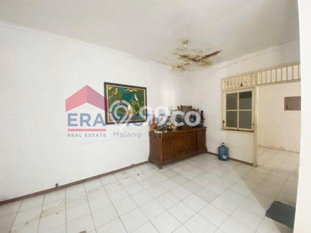 HOT DEAL! Rumah Premium di Malang Kota, Malang, Luas 234m2m² Bangunan 200m2m² HOT DEAL! Rumah Premium di Malang Kota, Malang, Luas 234m2m² Bangunan 200m2m²