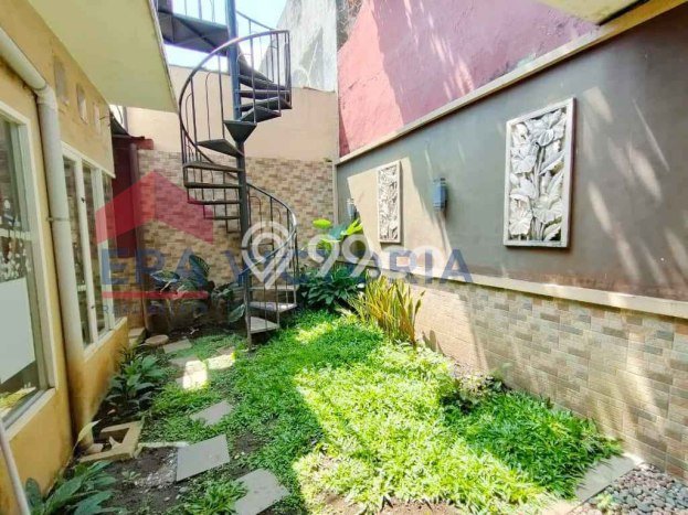SEGERA MILIKI! Rumah di Lowokwaru, Malang, Luas 222m2m² LB 110m2m² SEGERA MILIKI! Rumah di Lowokwaru, Malang, Luas 222m2m² LB 110m2m²