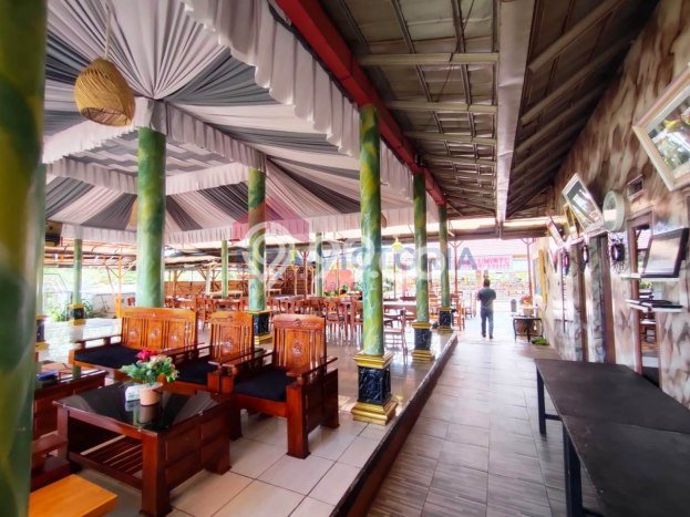 FOR SALE! Komersial di Pujon Malang, LT 6839m2, LB 1400m2 FOR SALE! Komersial di Pujon Malang, LT 6839m2, LB 1400m2