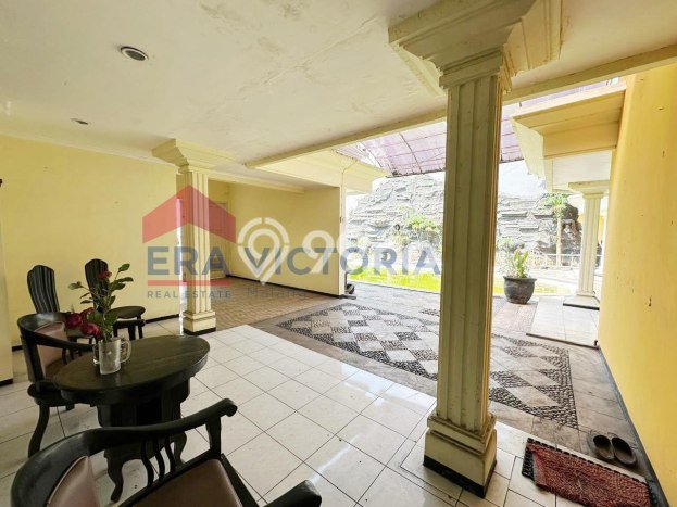 Ready to Use! Luxury House LT 699m2 Desain Elegan di Sulfat Ready to Use! Luxury House LT 699m2 Desain Elegan di Sulfat