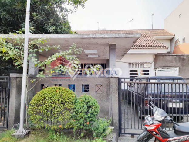 Rumah Kost untuk Dijual di Surabaya Kota Punya 11 Kamar Rumah Kost untuk Dijual di Surabaya Kota Punya 11 Kamar