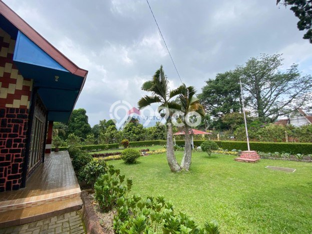 Vila di , Luas 3398m2m², Lingkungan Nyaman Vila di , Luas 3398m2m², Lingkungan Nyaman