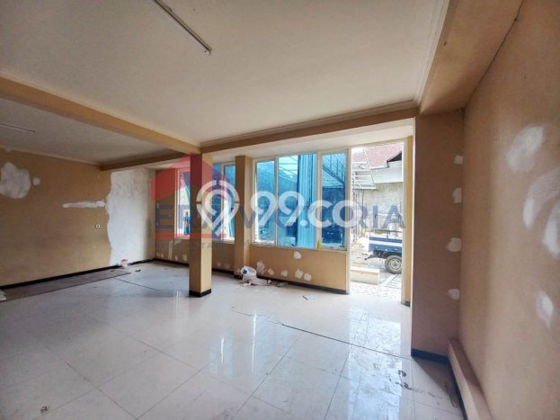 LOKASI BISNIS! Ruko For Rent di Blimbing, Luas 790m², Jalan Strategis, Ready Usaha LOKASI BISNIS! Ruko For Rent di Blimbing, Luas 790m², Jalan Strategis, Ready Usaha