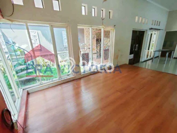 SEGERA MILIKI! Rumah di Lowokwaru, Malang, Luas 222m2m² LB 110m2m² SEGERA MILIKI! Rumah di Lowokwaru, Malang, Luas 222m2m² LB 110m2m²