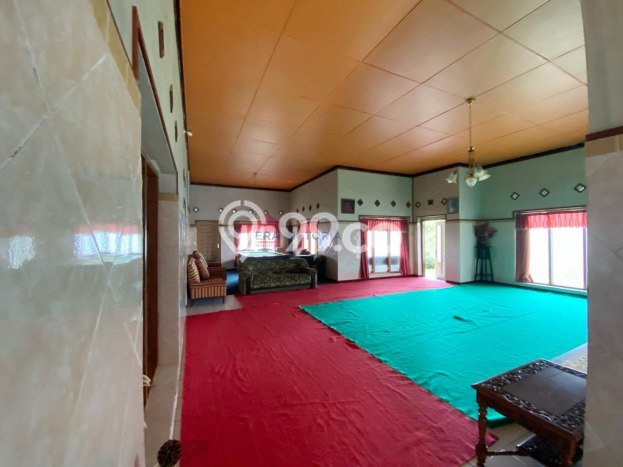 Vila di , Luas 3398m2m², Lingkungan Nyaman Vila di , Luas 3398m2m², Lingkungan Nyaman