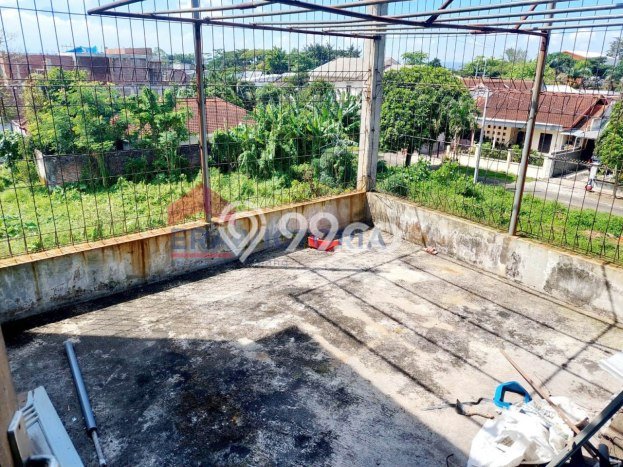 Dijual Cepat Rumah Bagus Siap Huni LB 200m2 di Blimbing, Malang Dijual Cepat Rumah Bagus Siap Huni LB 200m2 di Blimbing, Malang