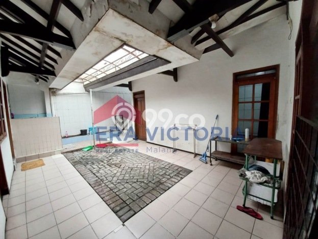 Jual Rumah Bagus Siap Huni LB 180m2 di Lowokwaru, Malang Jual Rumah Bagus Siap Huni LB 180m2 di Lowokwaru, Malang