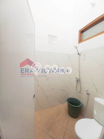 Dijual Cepat Rumah Bagus Siap Huni LB 141m2 di Blimbing, Malang Dijual Cepat Rumah Bagus Siap Huni LB 141m2 di Blimbing, Malang