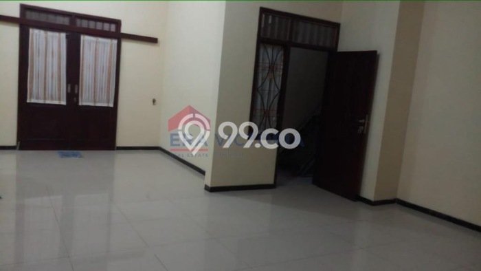 Hunian Cantik Modern Lb 280m2 di Lowokwaru, Malang Hunian Cantik Modern Lb 280m2 di Lowokwaru, Malang