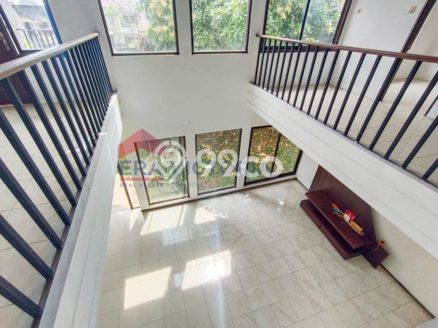 Dijual Rumah Luas Elegan Dengan View Cantik di Villa Puncak Tidar, Malang Dijual Rumah Luas Elegan Dengan View Cantik di Villa Puncak Tidar, Malang