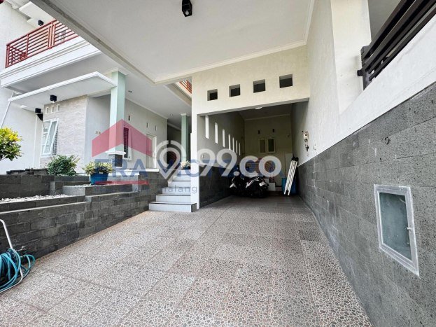 Dijual Kost Strategis di Dau, Malang 8 KT, 8 KM, Luas Bangunan 312m2 Dijual Kost Strategis di Dau, Malang 8 KT, 8 KM, Luas Bangunan 312m2