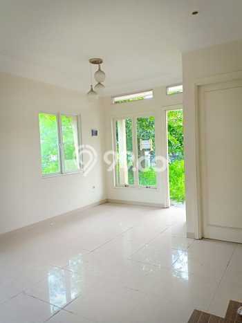 Jual Rumah Strategis Bagus Punya 3 KT di Ciledug Tangerang SHM Jual Rumah Strategis Bagus Punya 3 KT di Ciledug Tangerang SHM