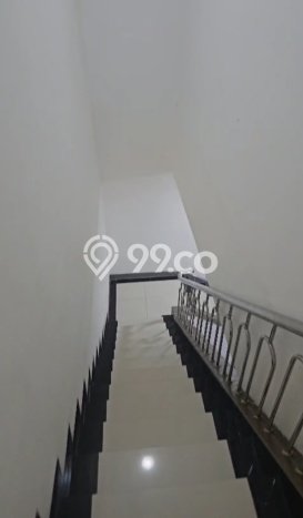 KEUNTUNGAN BERLIPAT! Ruko di , Luas 250m2m², Area Komersial KEUNTUNGAN BERLIPAT! Ruko di , Luas 250m2m², Area Komersial