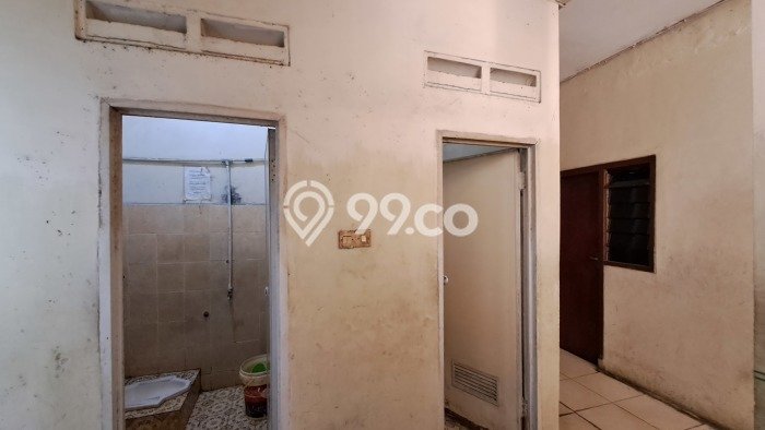 AREA PREMIUM! Ruko di Tebet, Luas 237m2m², Lokasi Strategis AREA PREMIUM! Ruko di Tebet, Luas 237m2m², Lokasi Strategis