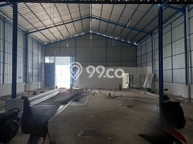 Disewakan Gudang komersial di Cikarang Pusat luas bangunan 352m2 Disewakan Gudang komersial di Cikarang Pusat luas bangunan 352m2