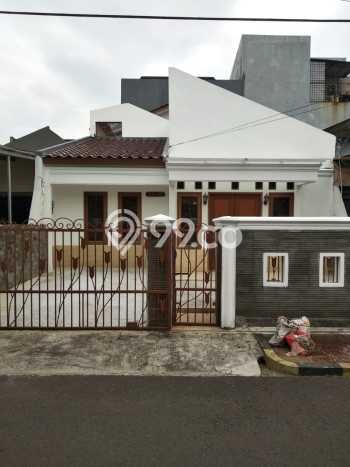 Jual Rumah Eksklusif 2 KT di Joglo, Jakarta Barat Jual Rumah Eksklusif 2 KT di Joglo, Jakarta Barat