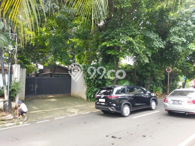 Kantor Dijual di Kebayoran Lama LT 1560m2, LB 900m2 Solusi Investasi Cerdas Kantor Dijual di Kebayoran Lama LT 1560m2, LB 900m2 Solusi Investasi Cerdas