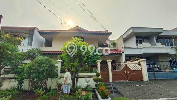 Dijual Rumah Premium dengan Fasilitas Sekitar Lengkap di Kembangan, Jakarta Barat Dijual Rumah Premium dengan Fasilitas Sekitar Lengkap di Kembangan, Jakarta Barat