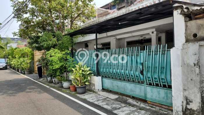 LOKASI STRATEGIS! Pabrik Kawasan Gambir, Luas 180m2m², Area Komersial LOKASI STRATEGIS! Pabrik Kawasan Gambir, Luas 180m2m², Area Komersial