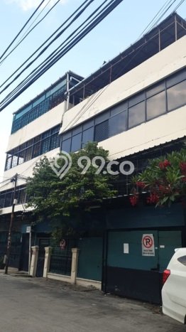 Ruko Dijual di Jakarta Barat LT 253m2 & LB 450m2 Lokasi Terbaik! Ruko Dijual di Jakarta Barat LT 253m2 & LB 450m2 Lokasi Terbaik!
